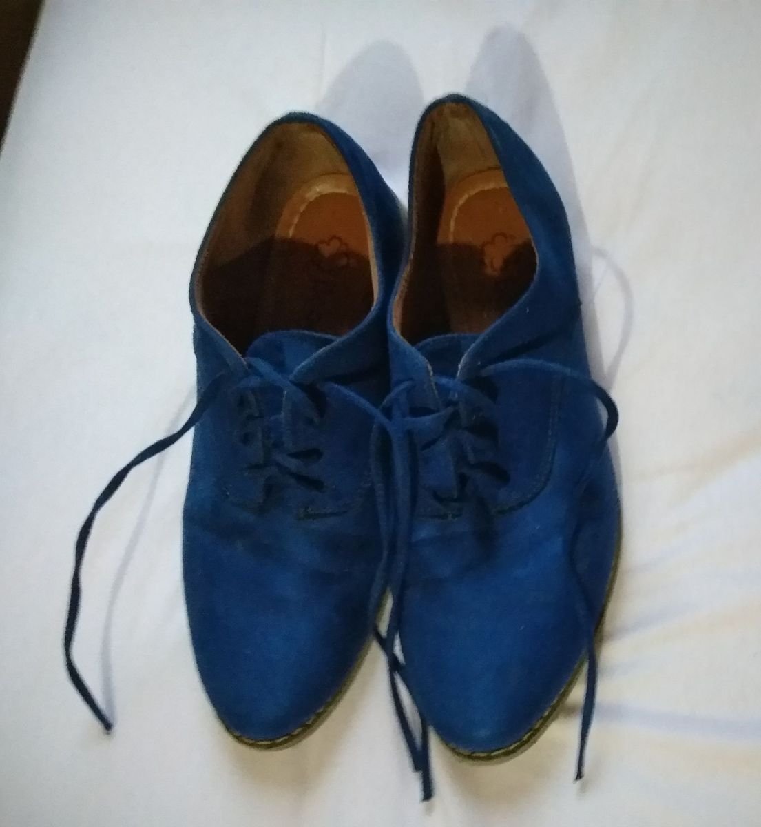 blue shoes calçados