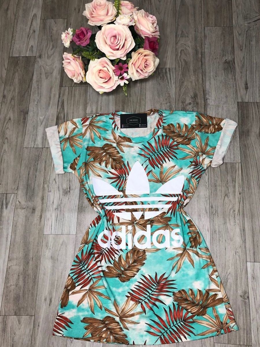 vestido adidas florido