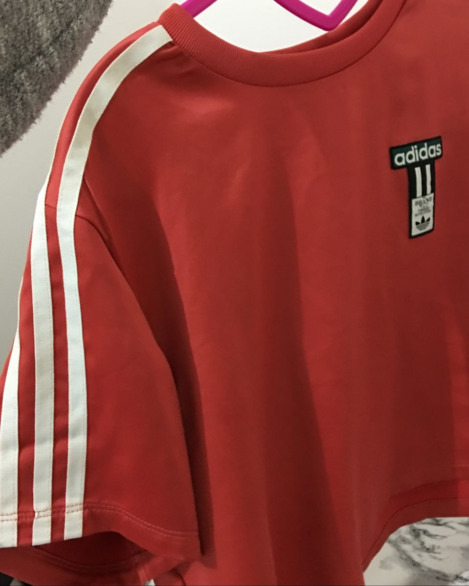 blusa vermelha adidas