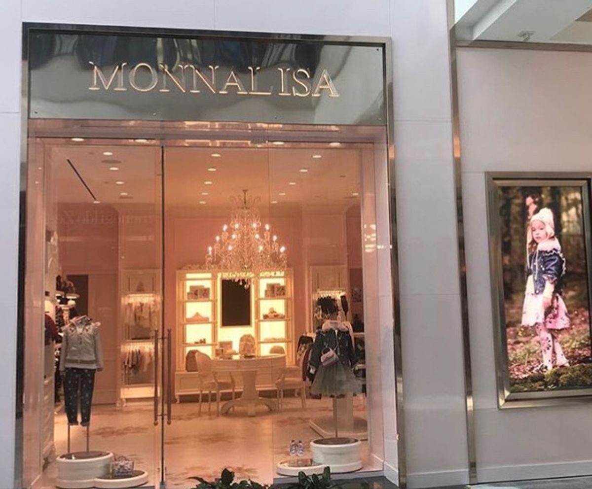 boutique de luxo roupas