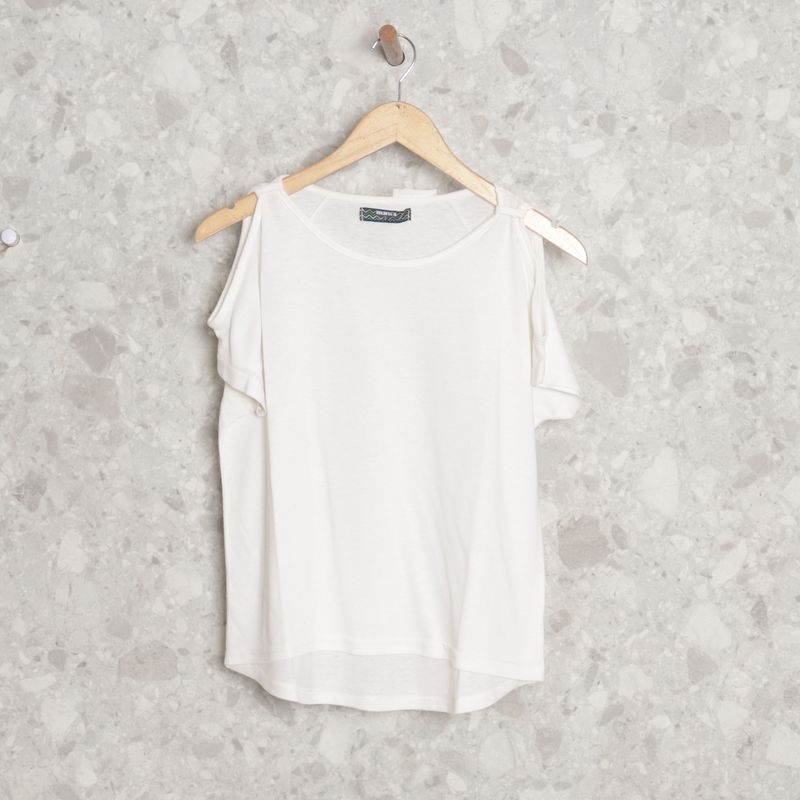 Blusa 2024 branca marisa