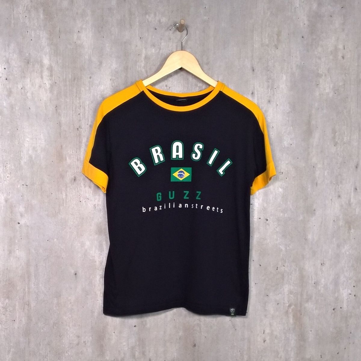 Blusa Brasil Preta | Blusa Feminina Guzz World Cup Usado 29681891 | enjoei