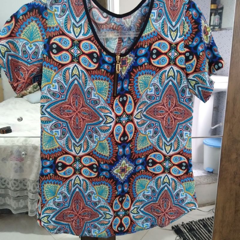 Blusa com Estampas Indianas Blusa Feminina Usado 80129988 enjoei