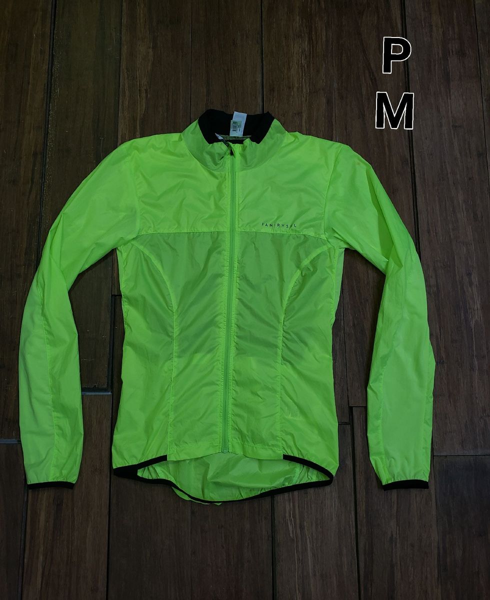 blusa corta vento decathlon