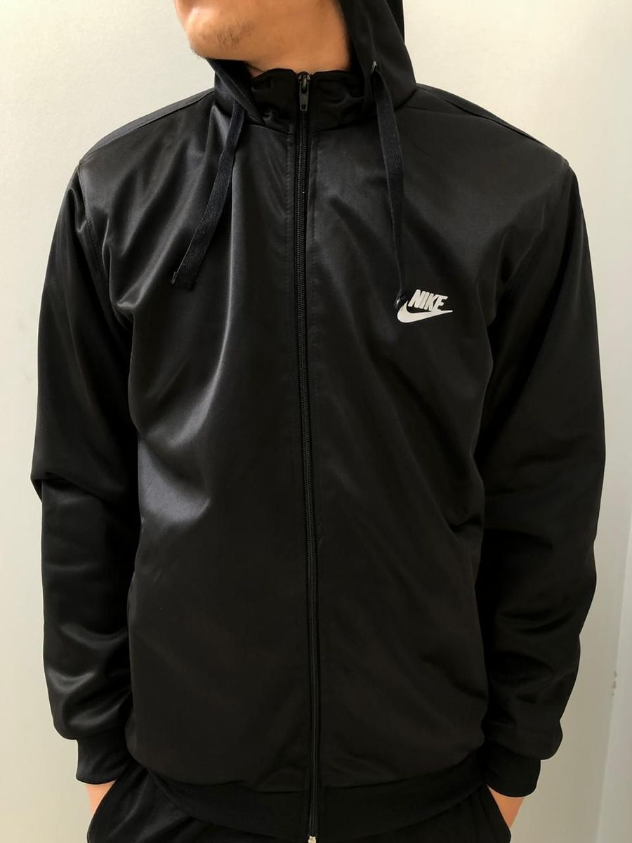 blusa corta vento nike preta