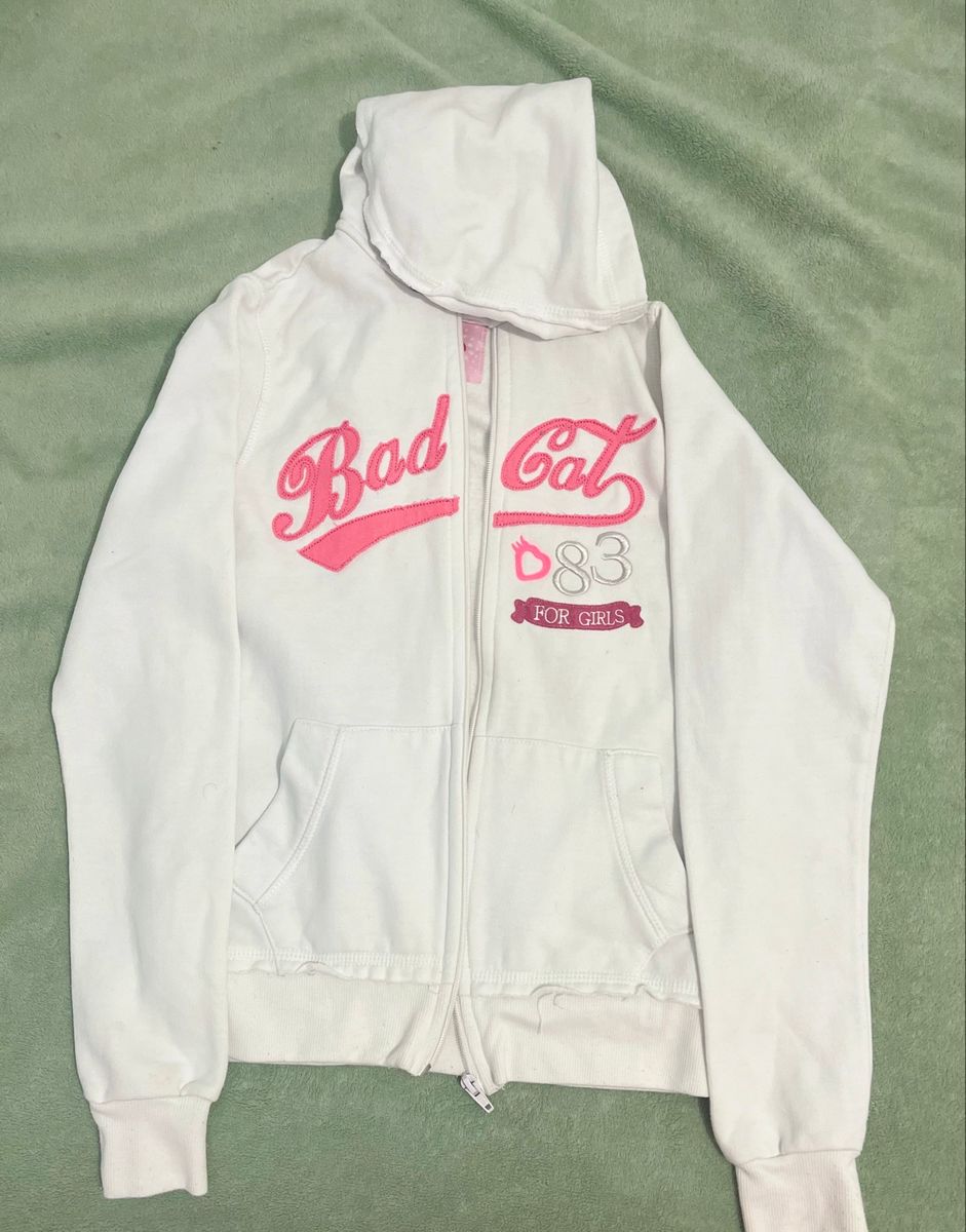 Blusa de Frio Branca Bad Cat Blusa Feminina Bad Cat Usado 104494602  enjoei