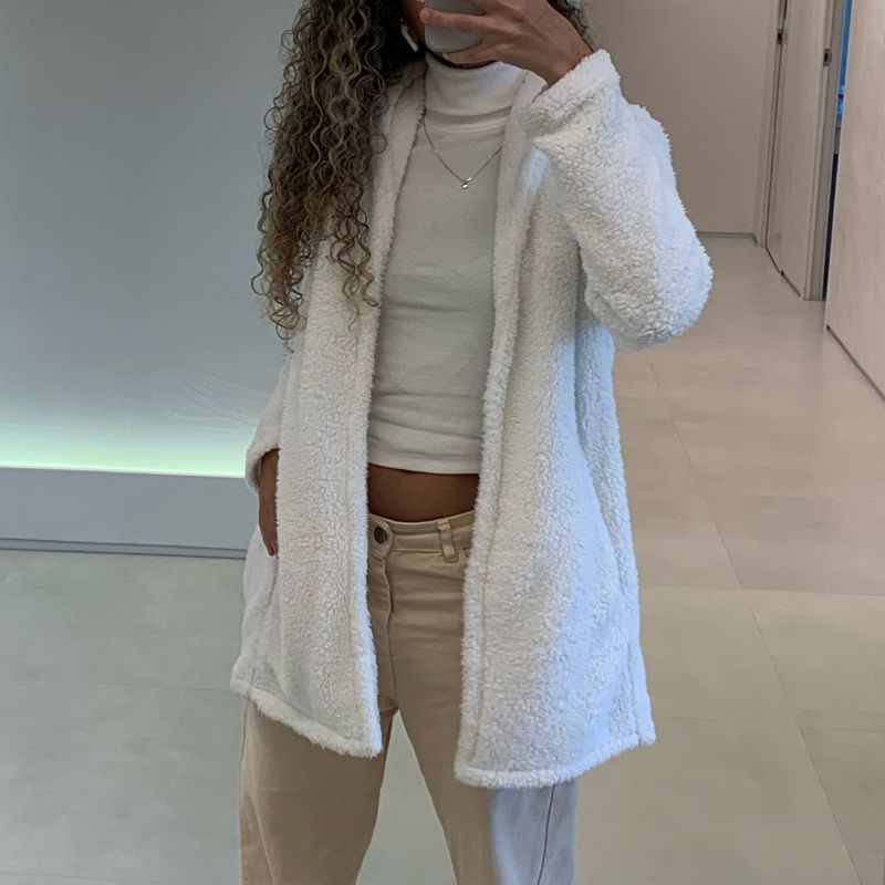 Blusa de Frio de Pelinho Branca Usado 111191368 enjoei