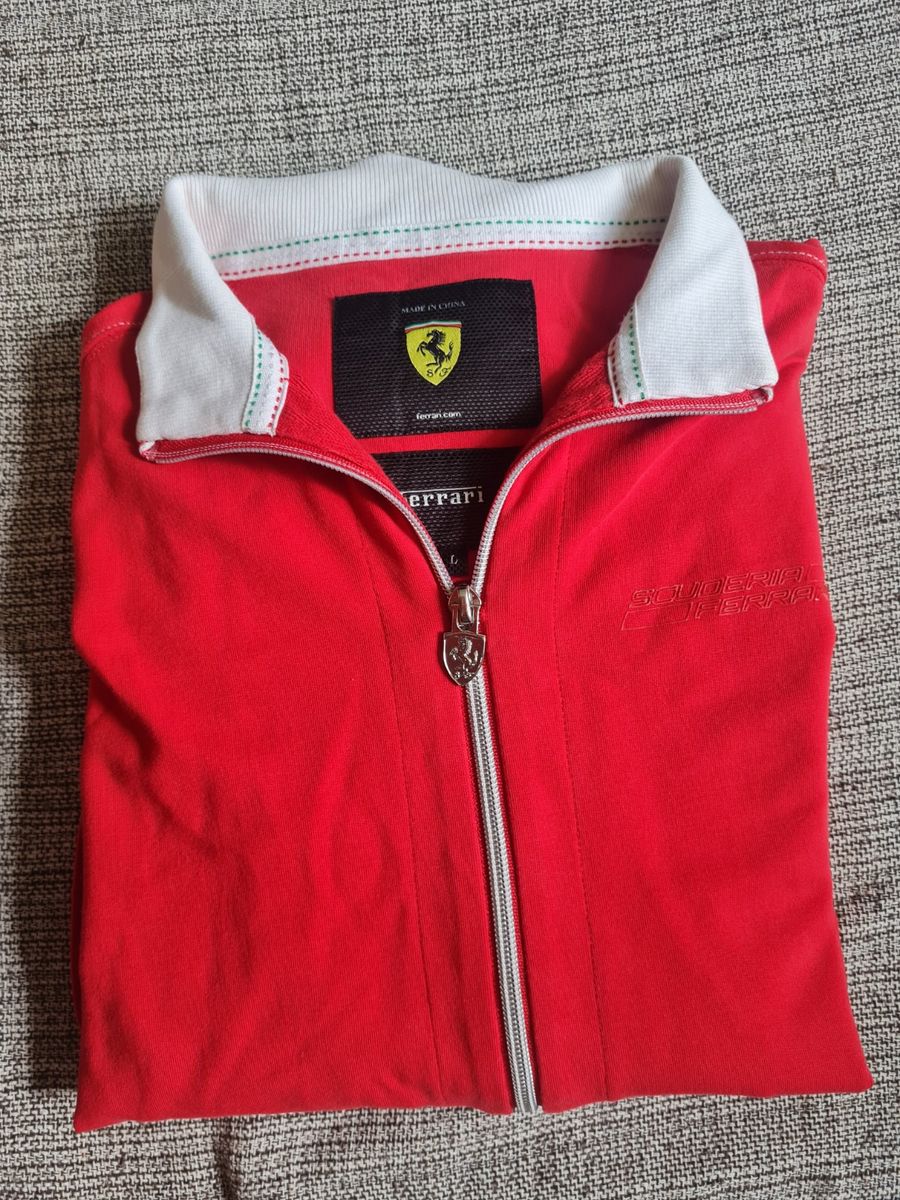 Blusa de deals frio da ferrari