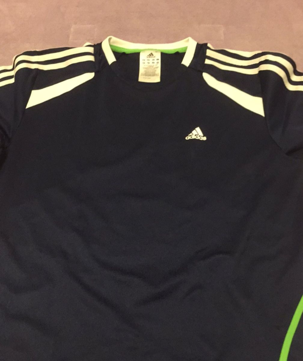 blusa esportiva adidas