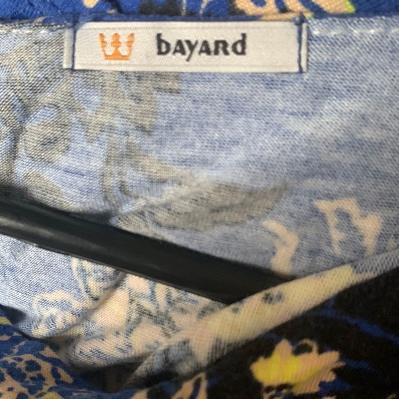 Bayard deals roupas femininas