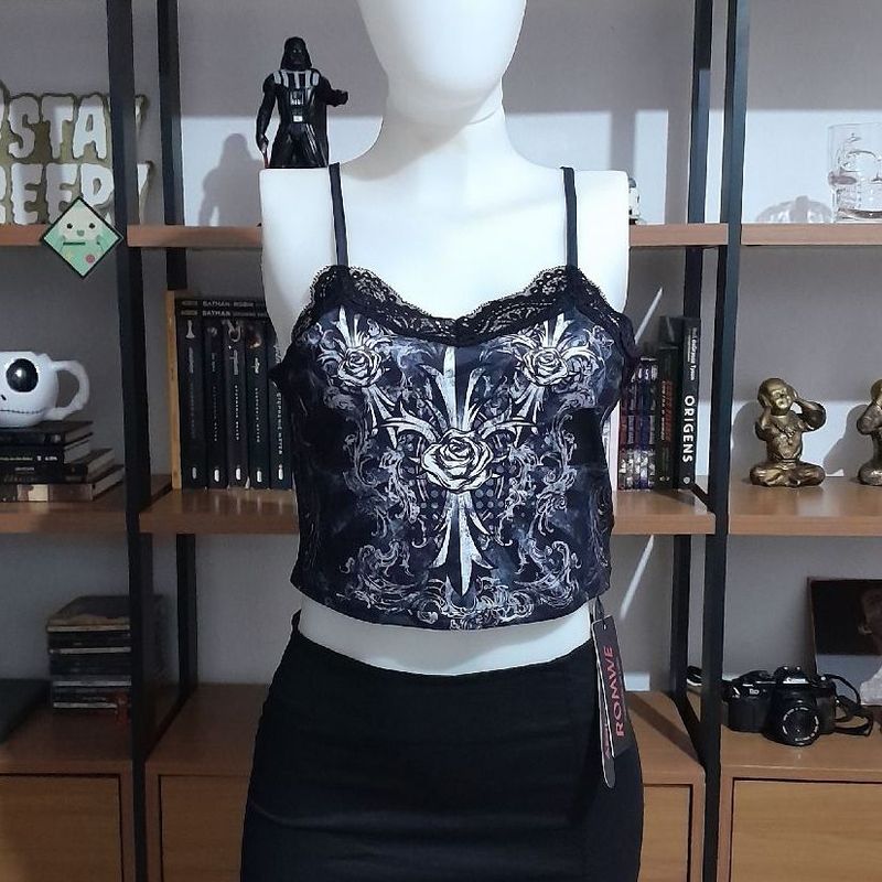 Blusa Gotica com Detalhe em Renda Romwe Blusa Feminina Romwe