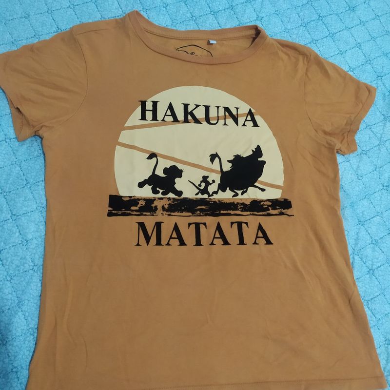 Blusa hakuna clearance matata c&a