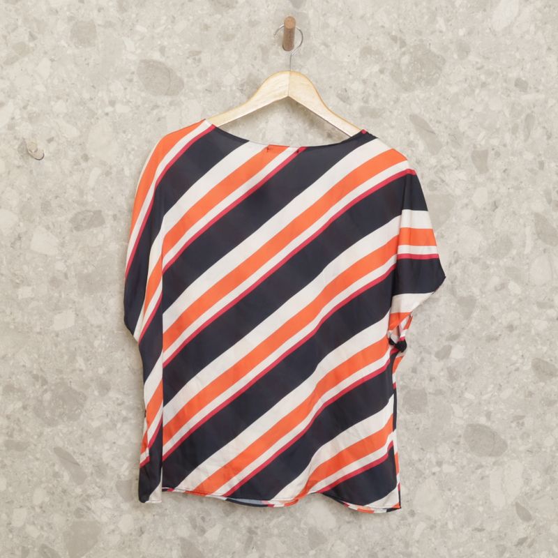 Blusa Listrada Azul e Vermelha Ak Urban Riachuelo Usado 94680464