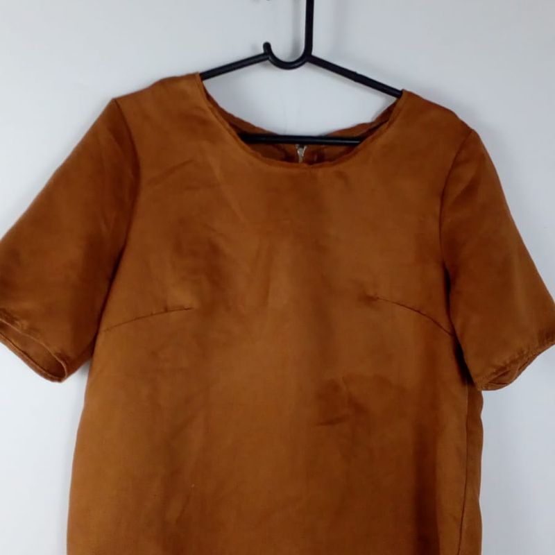 Blusa camurça deals marrom feminina