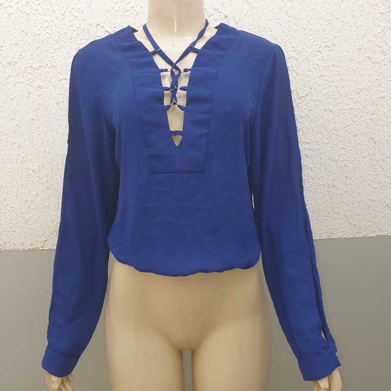 Blusa Manga Longa Fendas Azul Escura Elástico Nozinho Amarrar