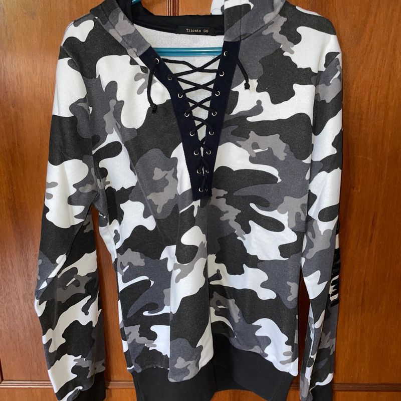 Moletom camuflado hot sale feminino