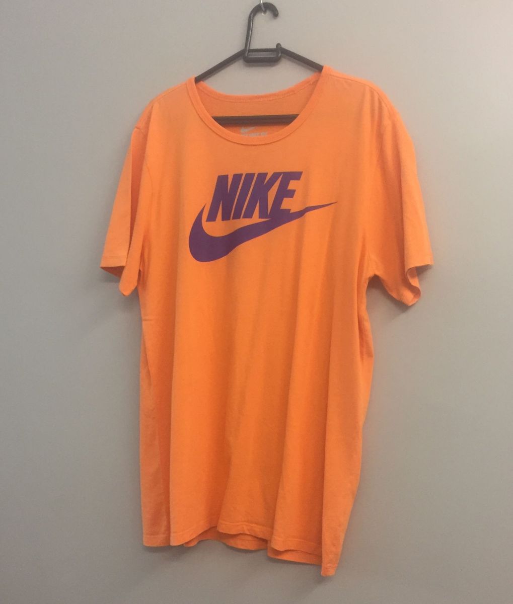 camisa laranja nike