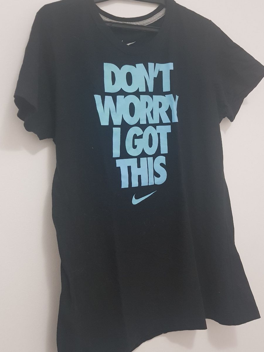 blusa preta nike