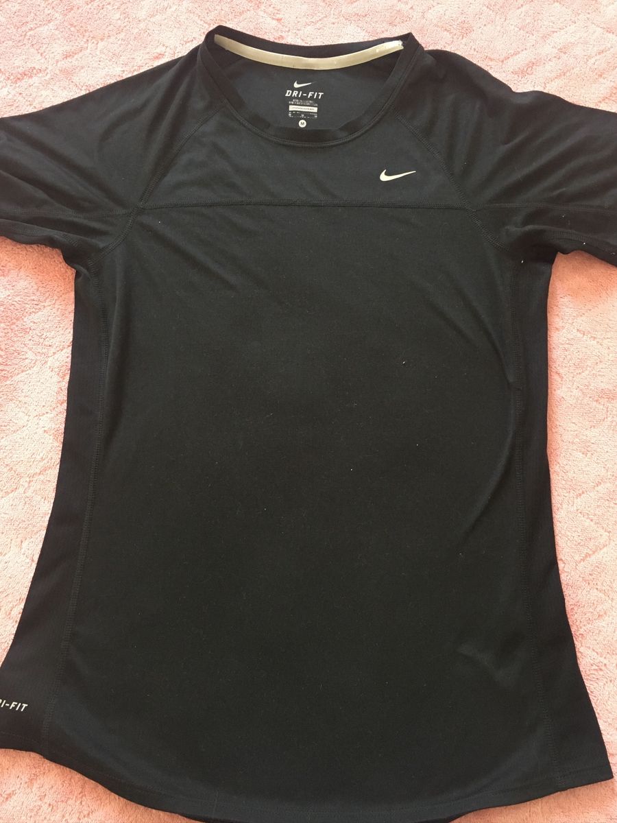 camiseta academia nike feminina