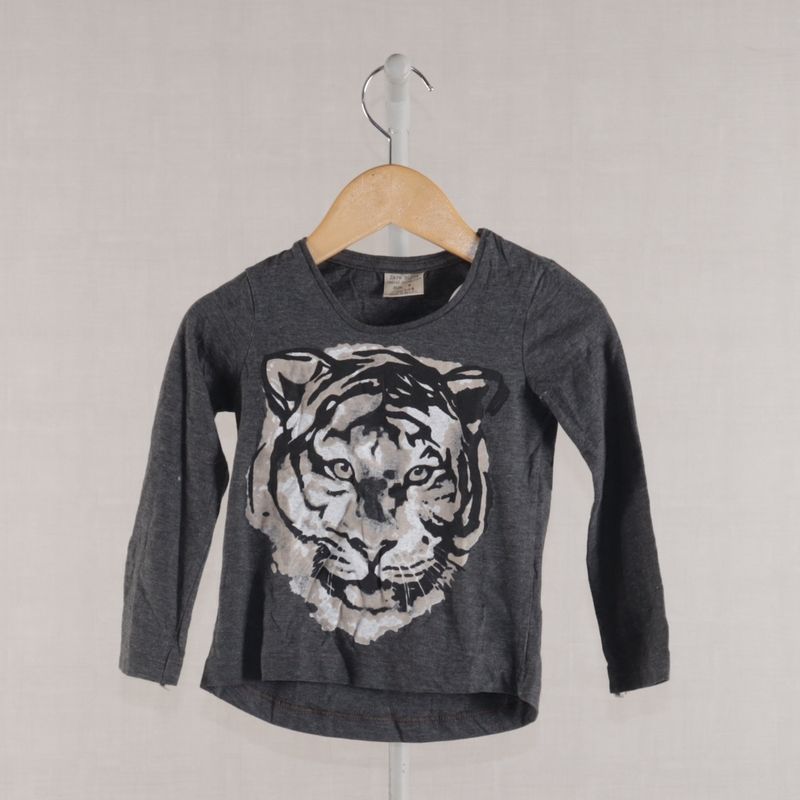 Blusa tigre online zara