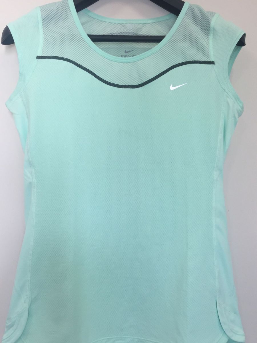 camiseta nike verde agua