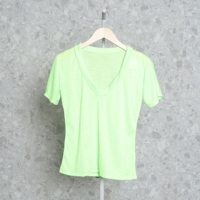 Blusa Verde Fluorescente Blusa Feminina Usado 88969042 enjoei