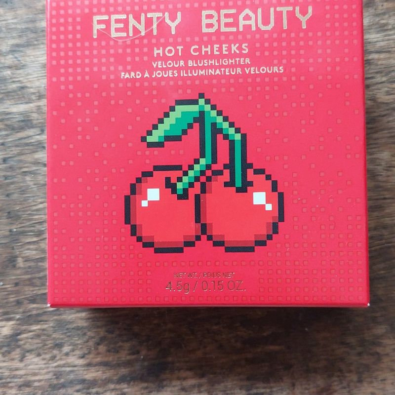 Blush Hot Cheeks Cor Cherry Pie'D | Fenty Beauty Nunca Usado