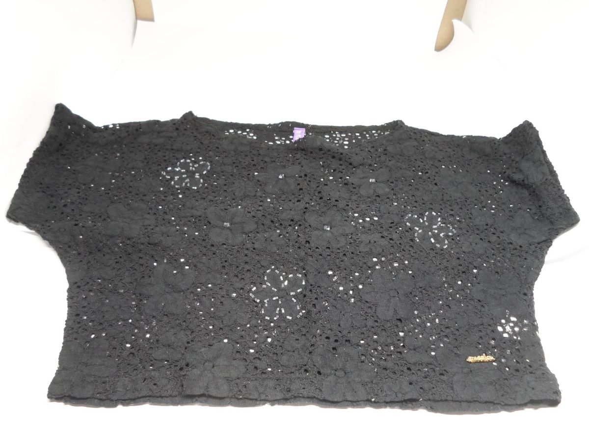blusa de renda preta curta