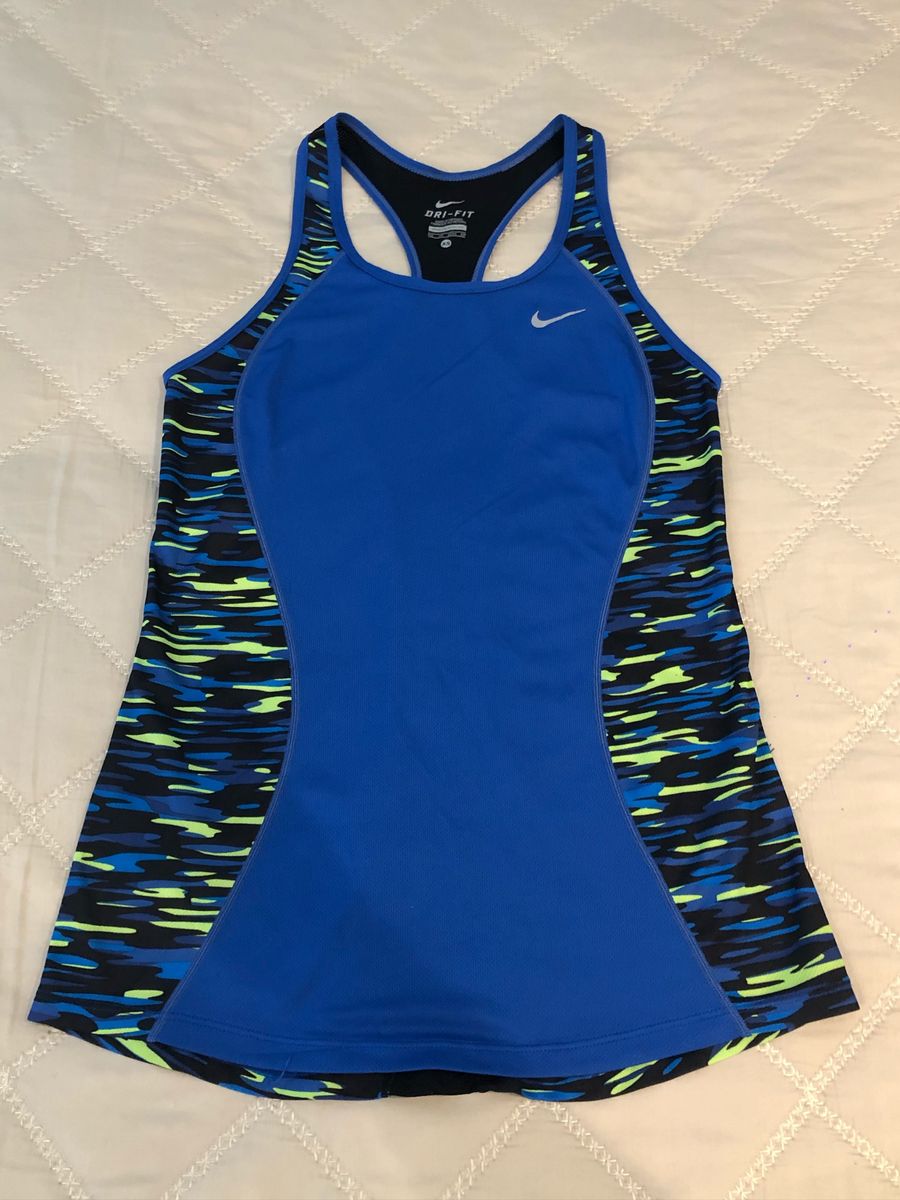 blusa de academia feminina nike