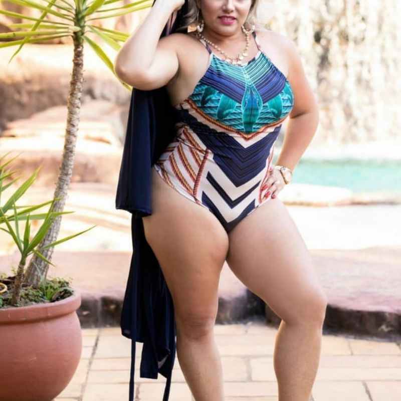 Body maio 2024 plus size