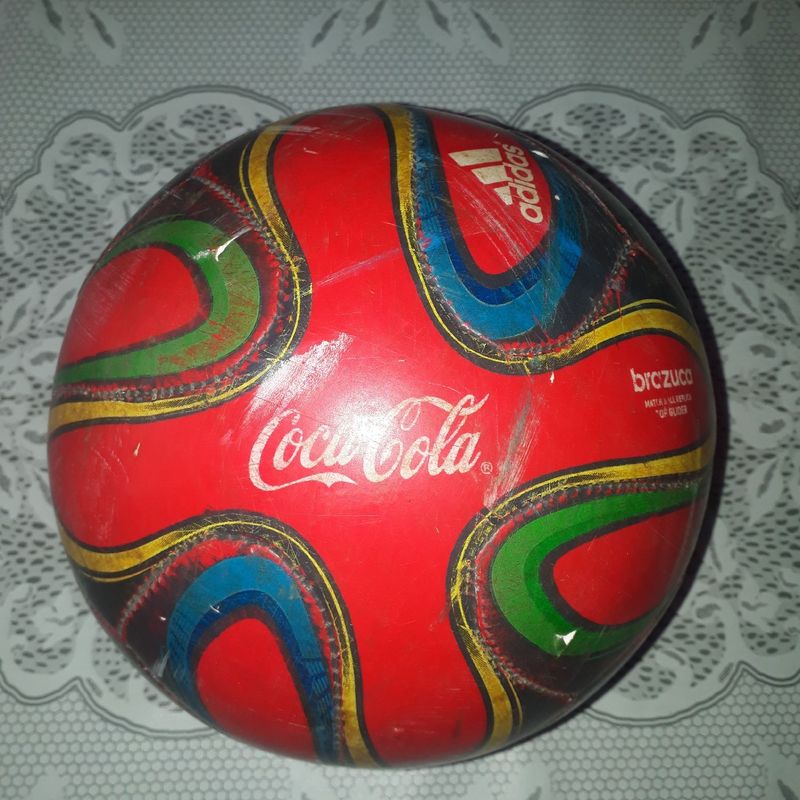 Bola Antiga da Adidas Brazuca Copa 2014 Brasil, Produto Vintage e