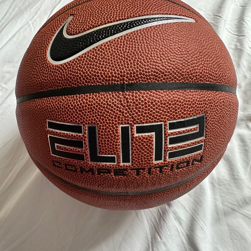 Bola De Basquete Nike Elite Competition 8p