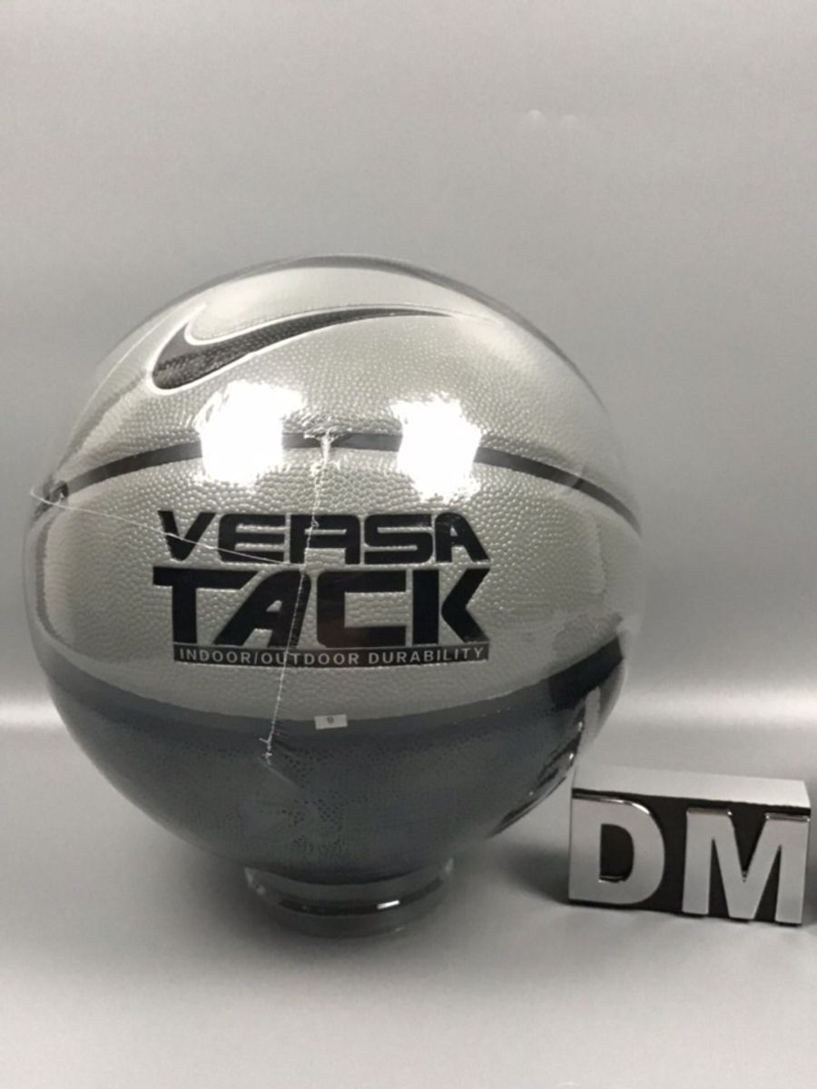 nike versa track