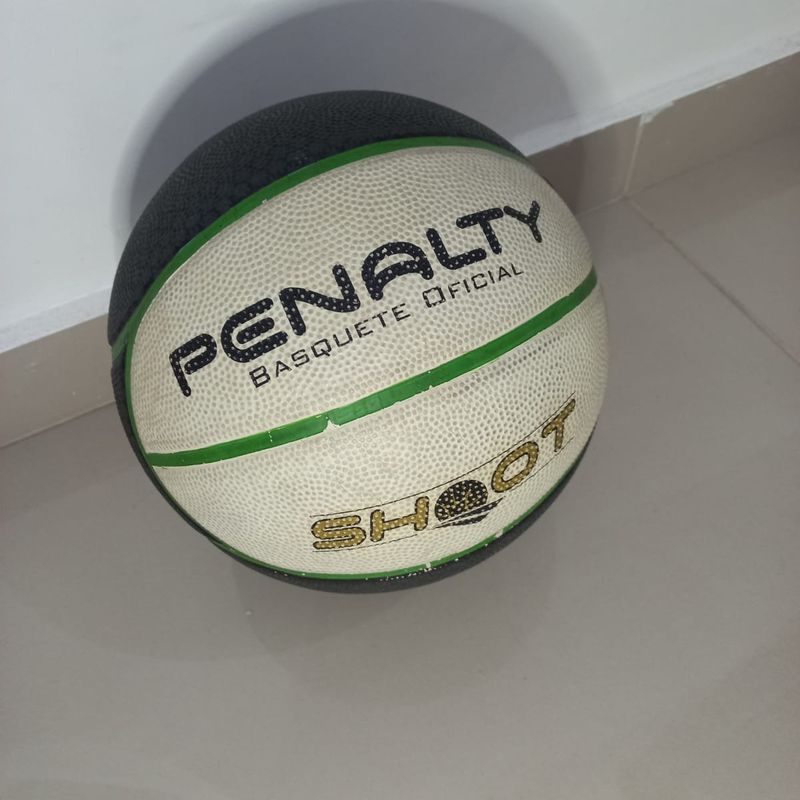 Bola de Basquete Shoot Baby Branca, Preto e Verde 0,3cm - Penalty em  Promoção na Americanas