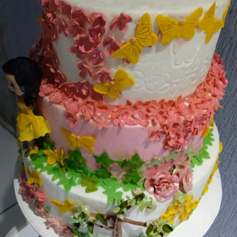 Bolo jardim encantado in 2023  Butterfly baby shower cake, Butterfly theme  cake, Cake designs birthday