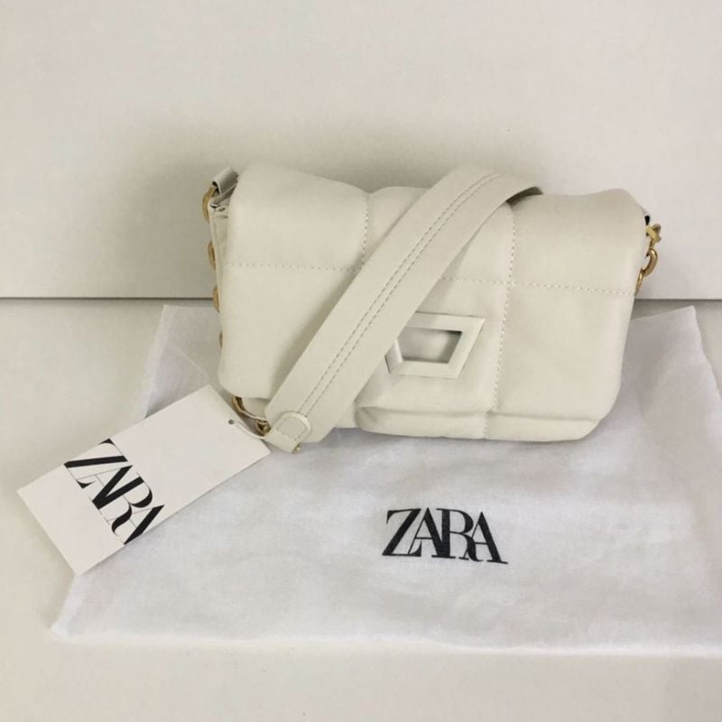 Bolsa a Tiracolo Acolchoada com Detalhe Metálico Zara