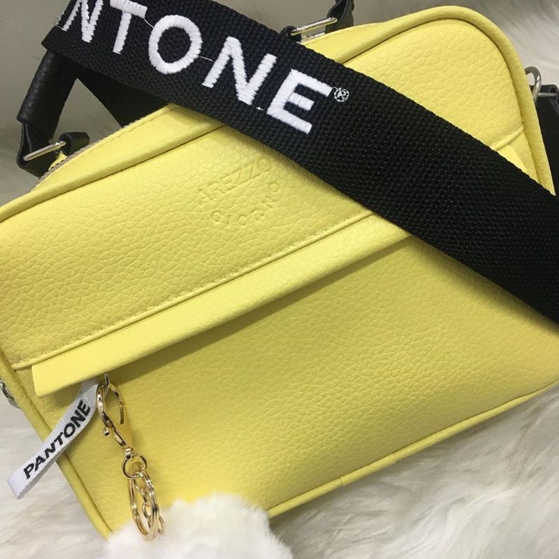 Bolsa Arezzo Pantone Pompom Bolsa de Ombro Feminina Arezzo