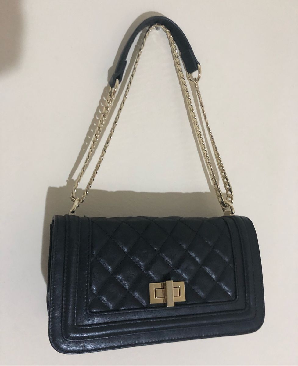 Bolsa Arezzo Preta Original Estilo Chanel Bolsa de Ombro Feminina Arezzo Usado 45147318 enjoei