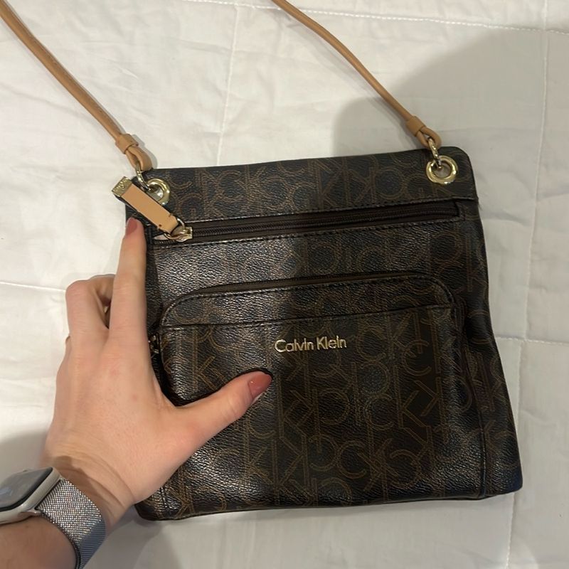 Bolsa Calvin Klein Pequena Calvin Klein Usado 108411567 enjoei