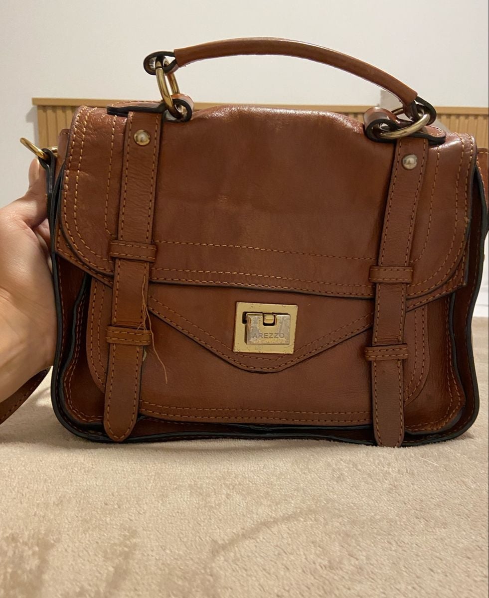Bolsa Carteiro Vintage Arezzo | Bolsa de Ombro Feminina Arezzo Usado ...