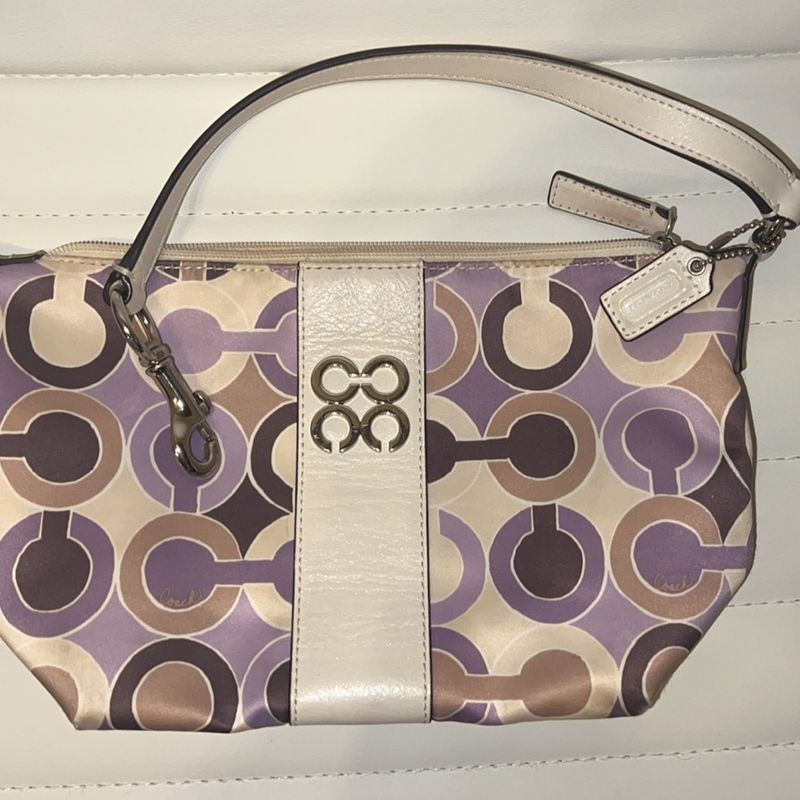 Bolsa best sale clutch coach