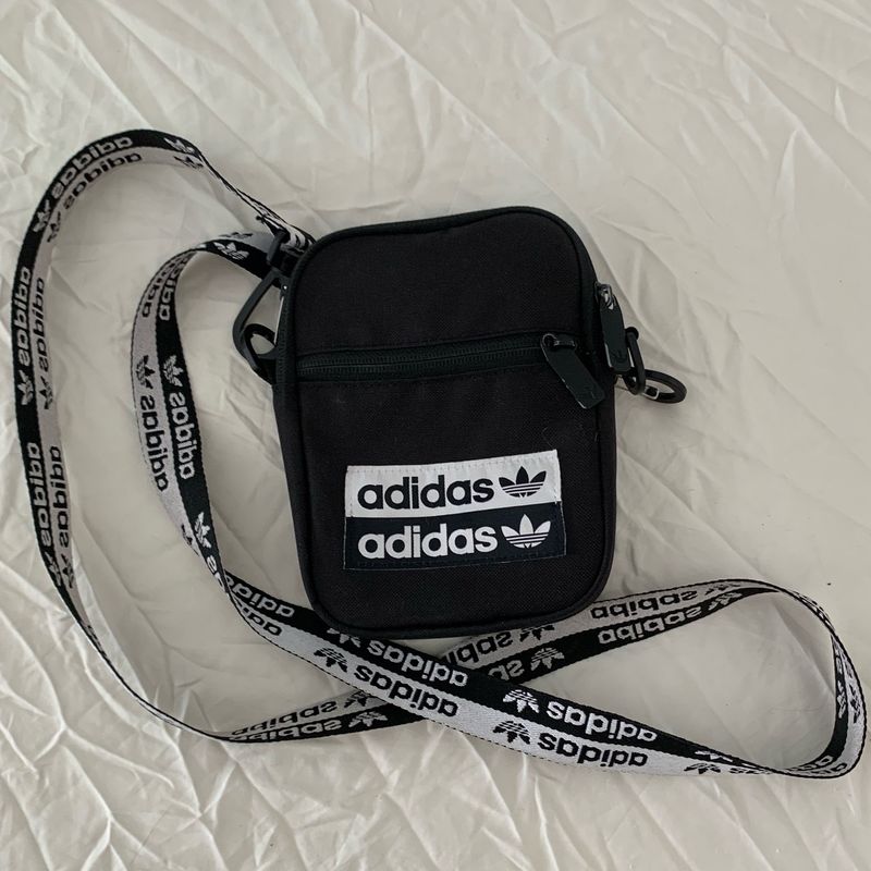 Adidas originals shoulder clearance bag