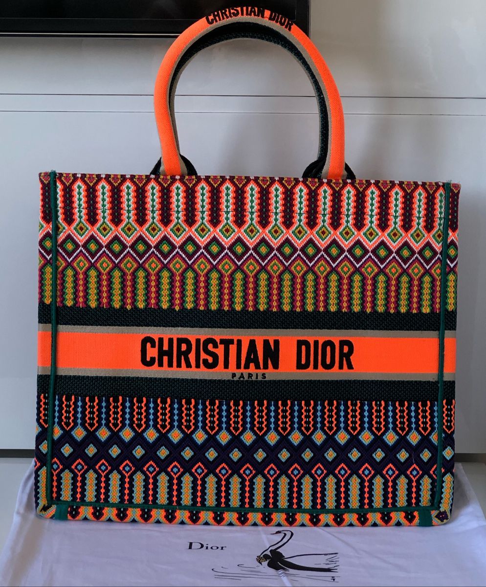 غداء مسعف نظرة bolsa cristian dior book tote - findlocal-drivewayrepair.com