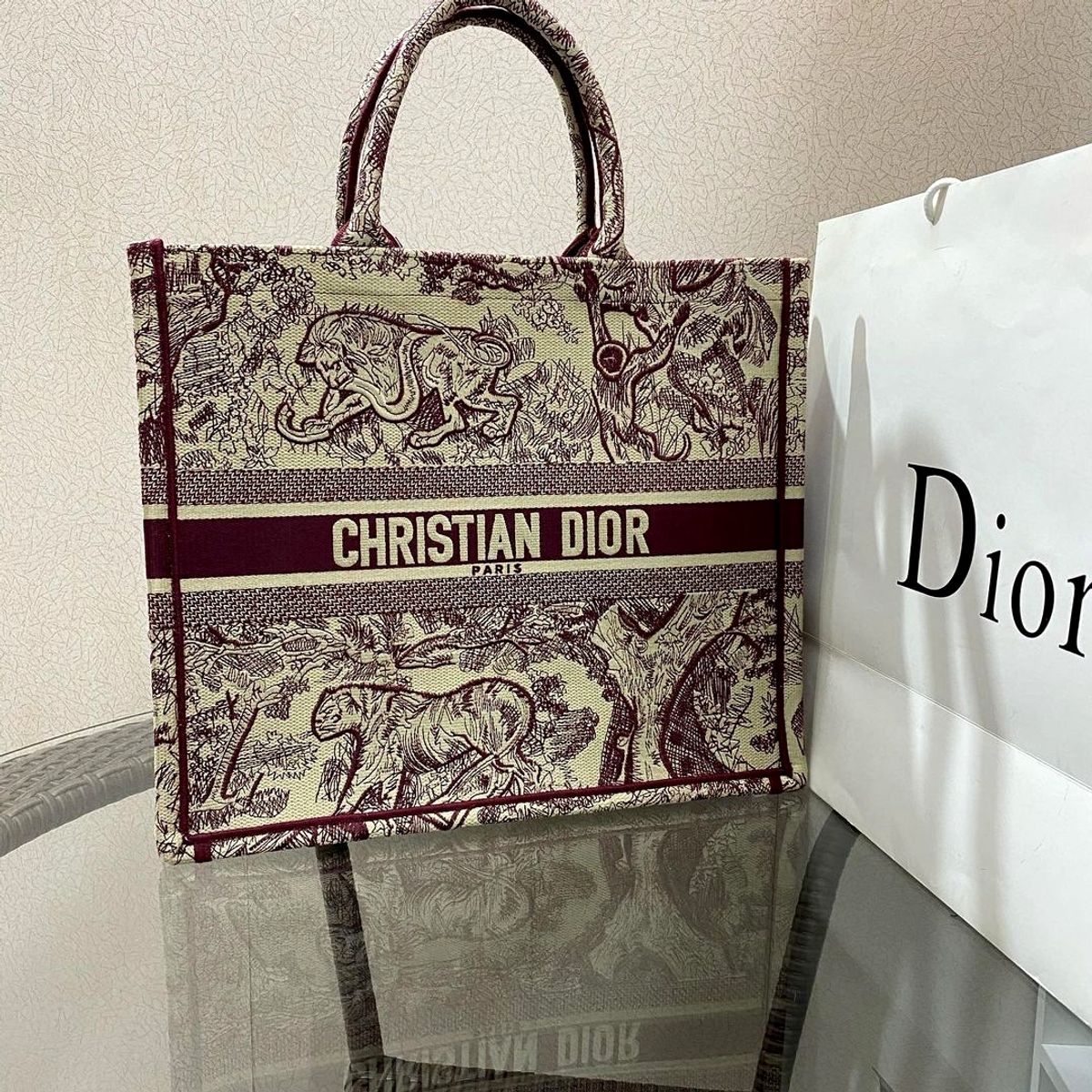 Bolsa Book Tote Praia Bordada Christian Dior Loja Must Have