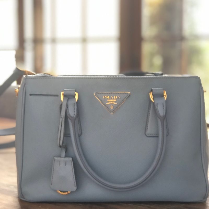 Prada bolsa azul hot sale