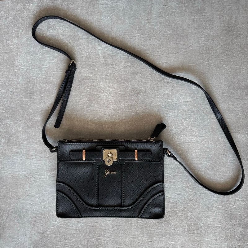 Bolsa Guess de Lado Guess Usado 110328986 enjoei