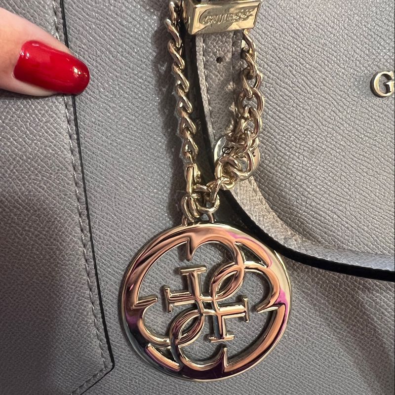 Bolsa Guess em Couro Cinza Comprada Na Espanha e Usada
