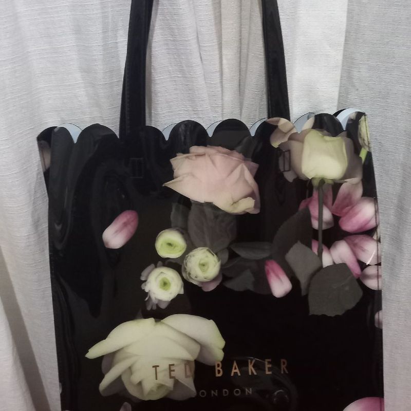 Ted Baker London, Comprar Novos & Usados