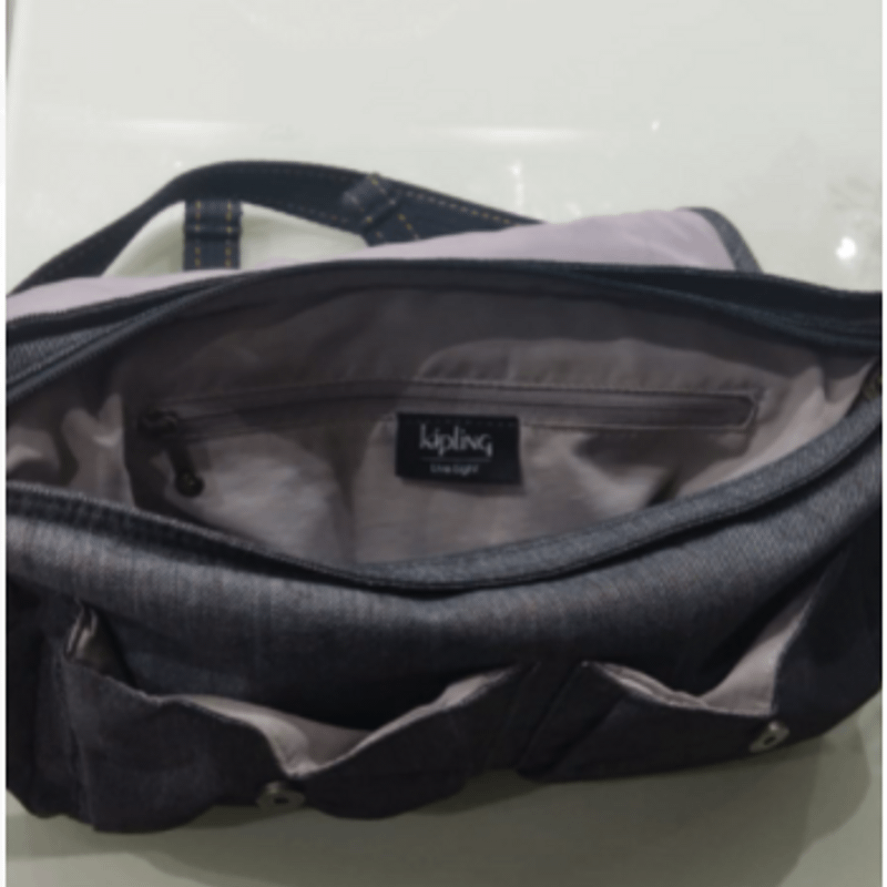 Kipling discount ikin bag