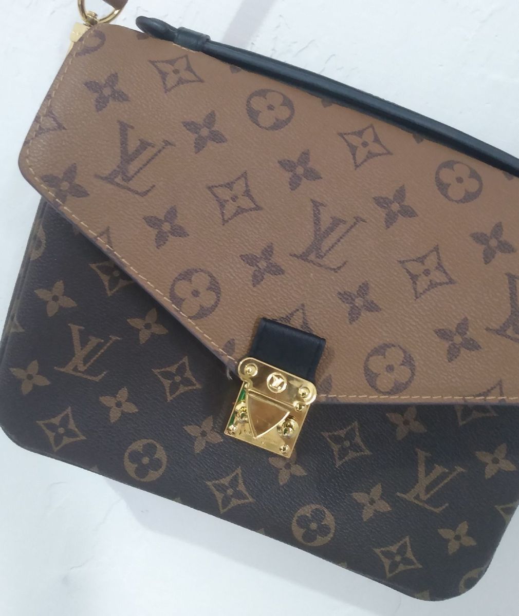 Linda Bolsa Louis Vuitton  Bolsa de mão Feminina Louis Vuitton